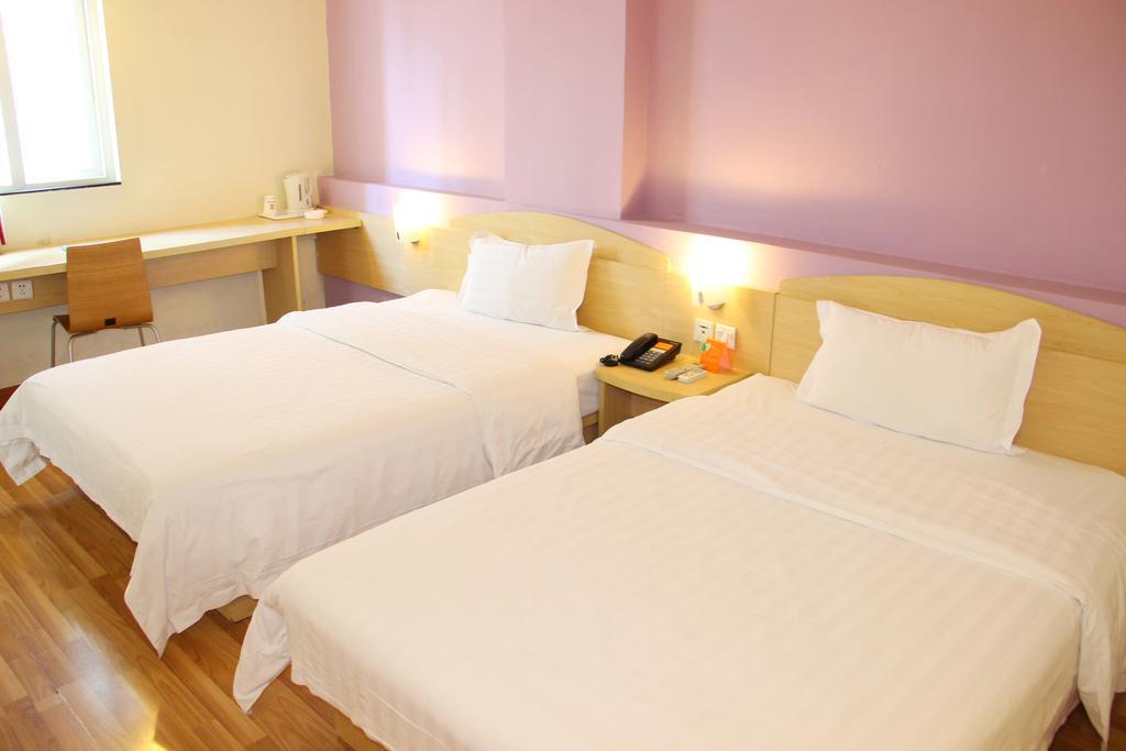 7Days Inn Guangzhou Gangding Longkou XI Road กวางโจว ภายนอก รูปภาพ