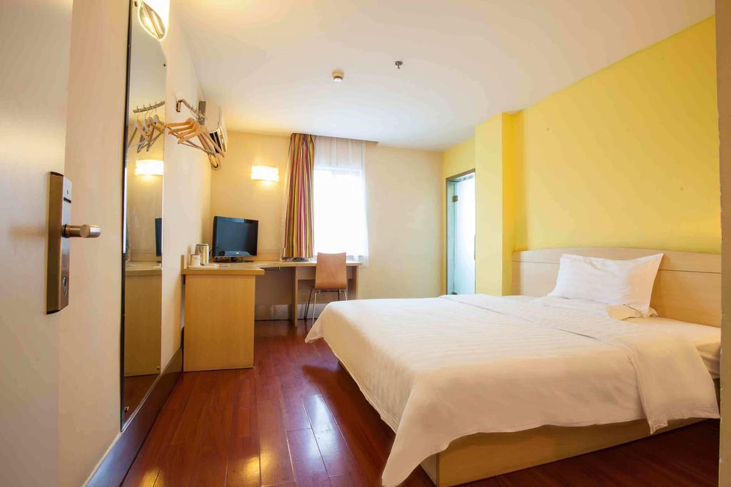 7Days Inn Guangzhou Gangding Longkou XI Road กวางโจว ห้อง รูปภาพ