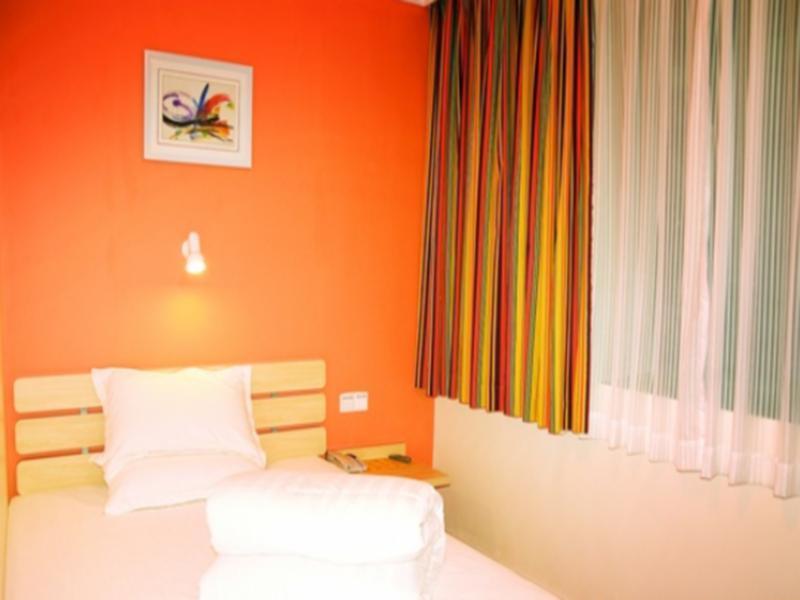 7Days Inn Guangzhou Gangding Longkou XI Road กวางโจว ภายนอก รูปภาพ